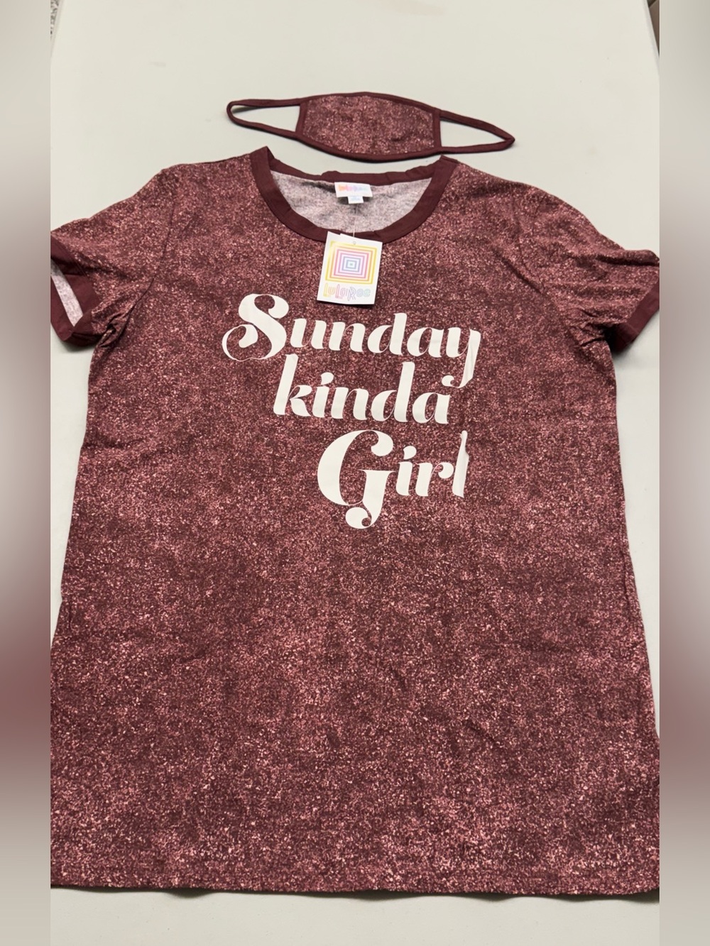 LuLaRoe Maroon Casual Liv T Glitter Sunday Kinda Girl Short Sleeve Tee with Mask